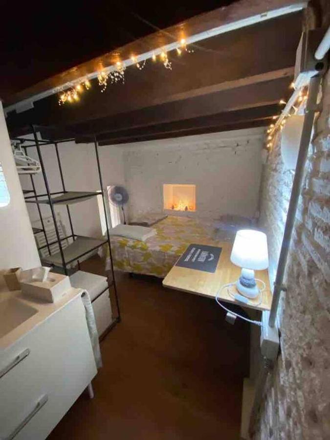 Airbhouse Private Rooms & Apartments Seville Luaran gambar