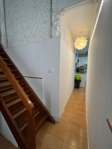 Airbhouse Private Rooms & Apartments Seville Luaran gambar